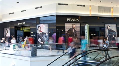 prada fashion outlet chicago|prada store chicago.